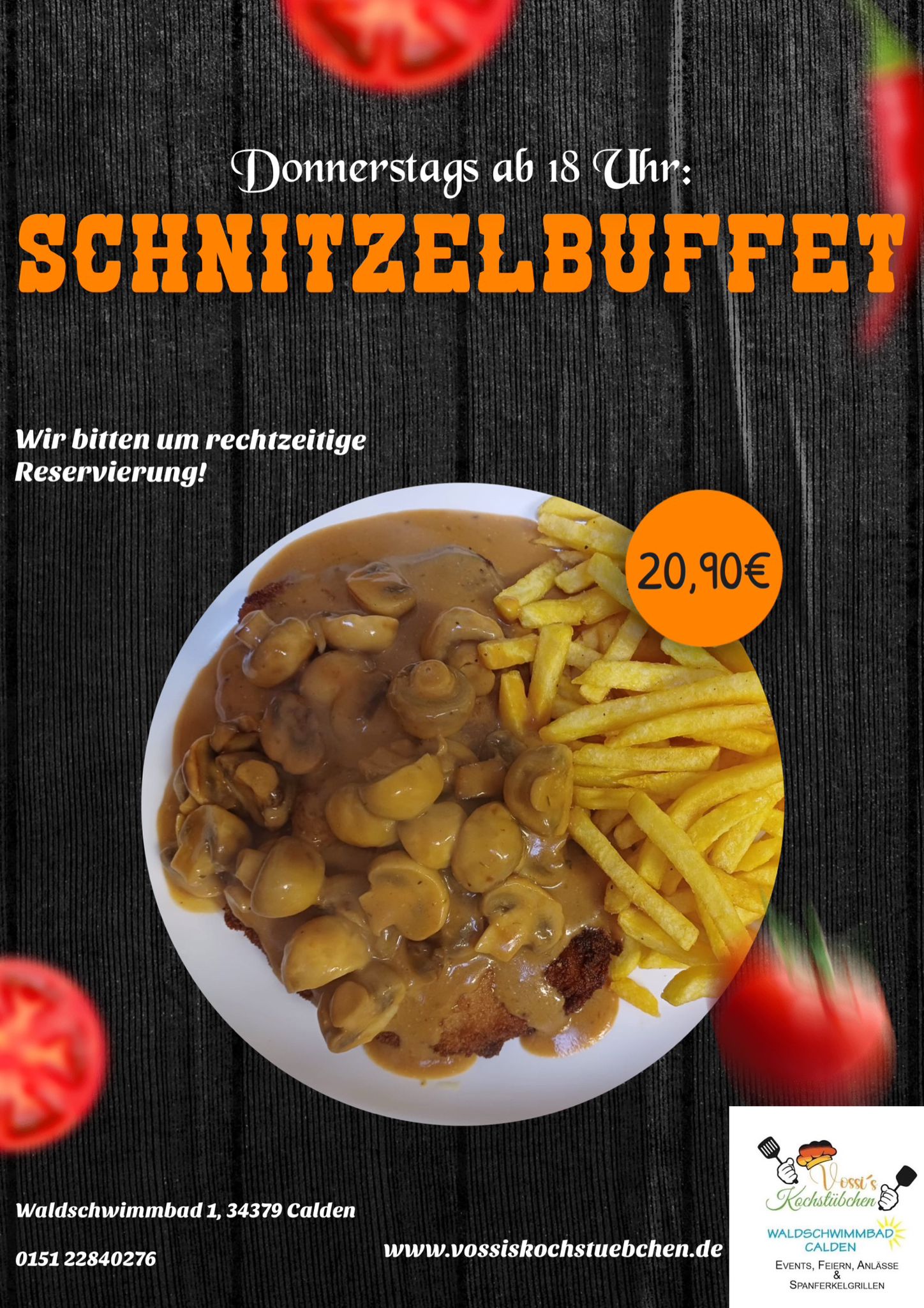 Ein Teller mit Schnitzel, Pilzrahmsoße und Pommes auf dunklem Untergrund